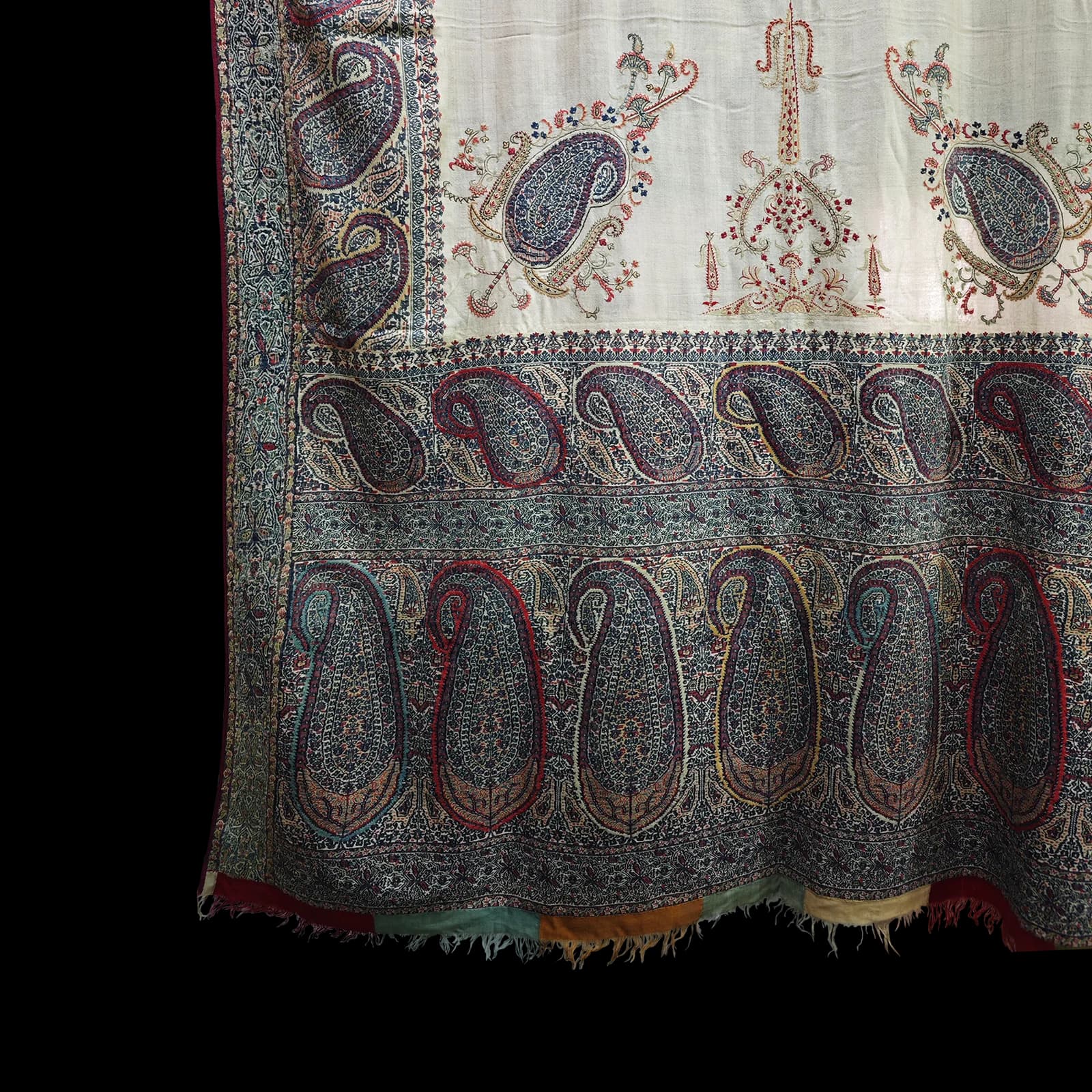 Hand-embroidered Kashmiri pashmina shawl